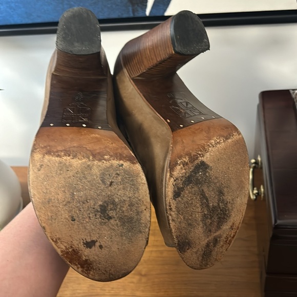 Pantanetti Gladiator Heeled Sandals, Size 39 - Picture 4 of 7